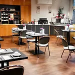 阿尔法酒店 3*