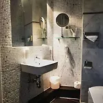 阿尔法酒店 酒店